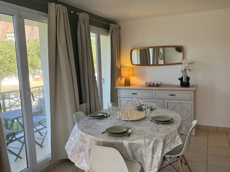 Apartment with 2 rooms for 6 persons — photo 5