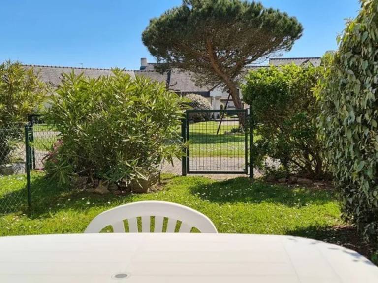 Apartment with yard | Close to the beach | Pets are welcome — photo 2