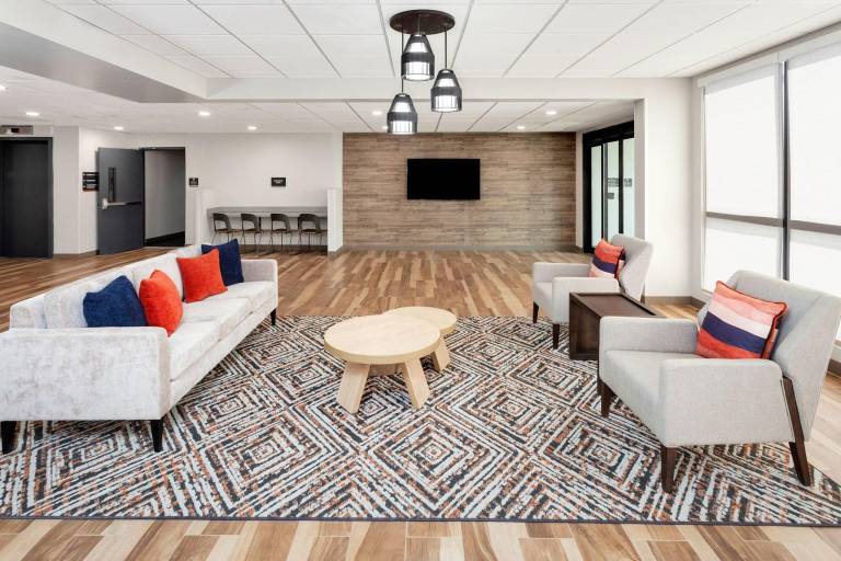 Candlewood Suites Columbus North By IHG — photo 2