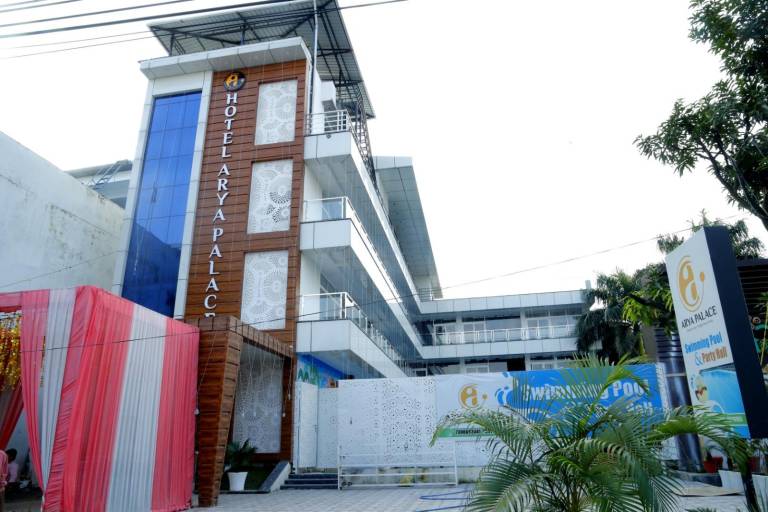 Hotel Arya Palace