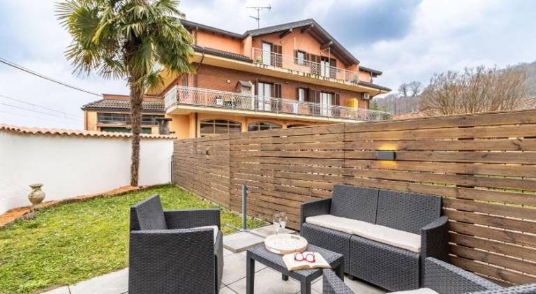 Holiday apartment with garden — photo 4