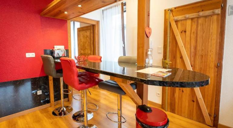 Charming holiday apartment with patio | Pet-friendly — photo 3