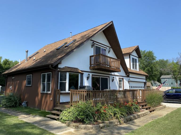 House  Fox Lake