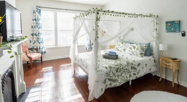 Garden Penthouse in RVA! 3 Bedroom, 3 Bath! in Richmond, VA