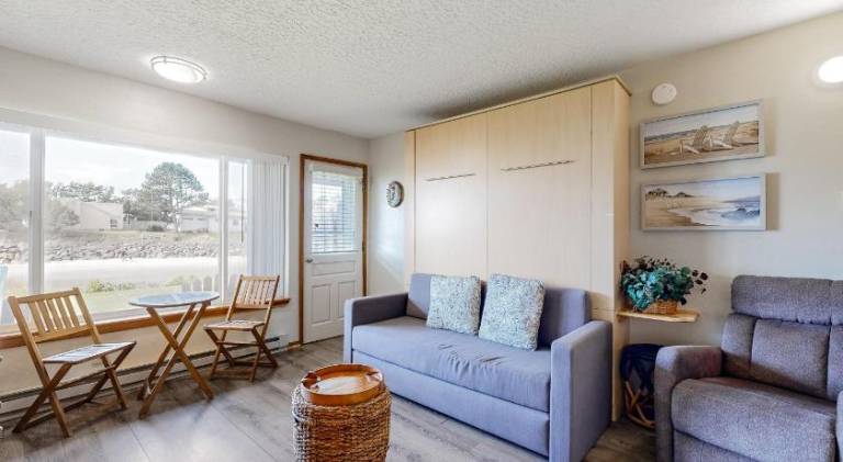 Charming vacation home | Beach nearby | Dogs allowed in Tillamook, OR