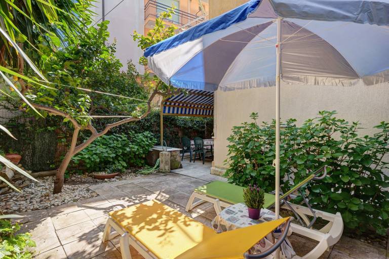 Holiday apartment with yard | Garden view | Suitable for remote work — photo 2