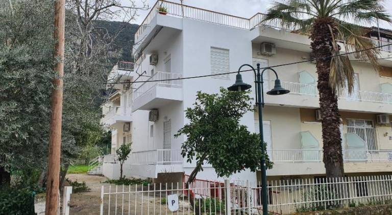 Διαμέρισμα Kamena Vourla