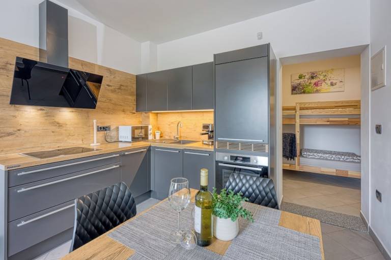 Apartma  Črni Kal