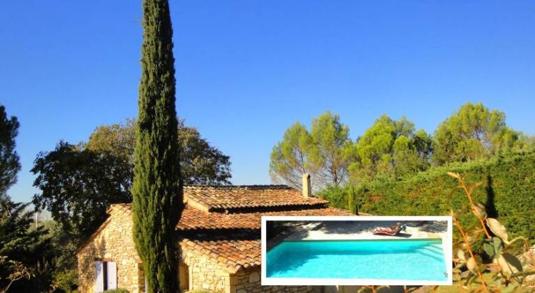 Rental apartment with pool, garden & grill in Uzès