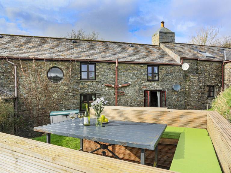 Higher Rowes Farm