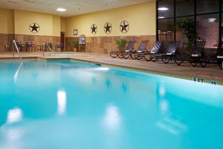 Holiday Inn Hotel and Suites Beaumont-Plaza I-10 & Walden By IHG — photo 5
