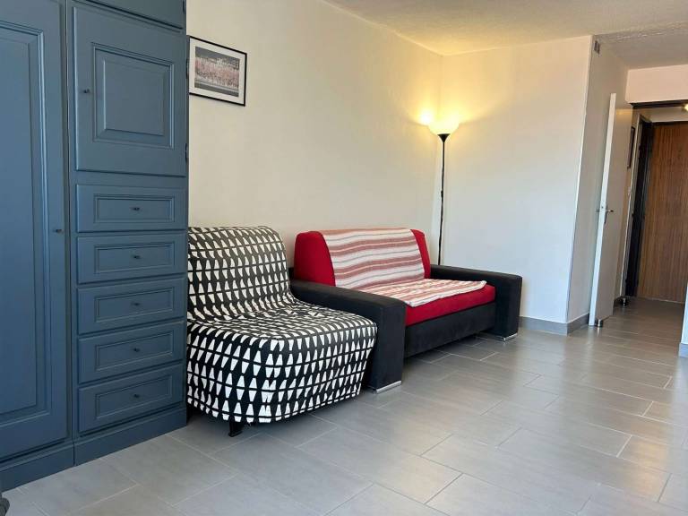 Studio with 1 room for 3 persons — photo 2