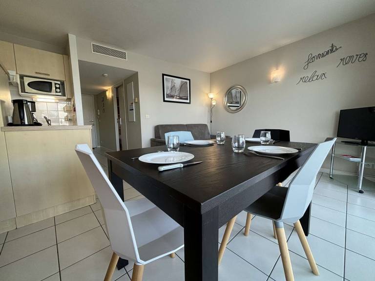 Rental apartment with pool — photo 2