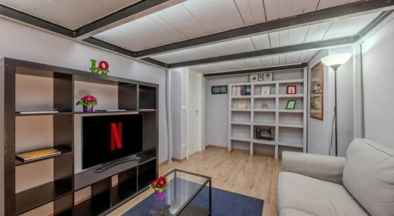Acquario a 200m Prestigioso Loft in centro con WiFi in San Vincenzo