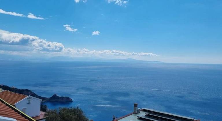 Holiday apartment with 2 rooms for 5 persons in Praiano