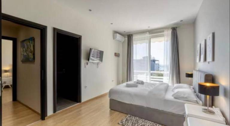 Holiday apartment with 2 rooms for 5 persons — photo 2