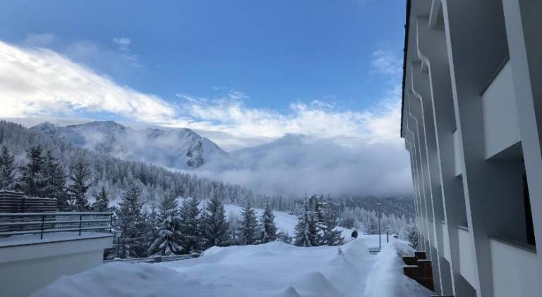 Nice house on the ski slopes — photo 5