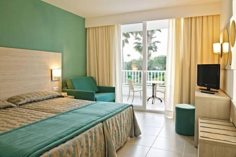 Aparthotel  Sa Coma