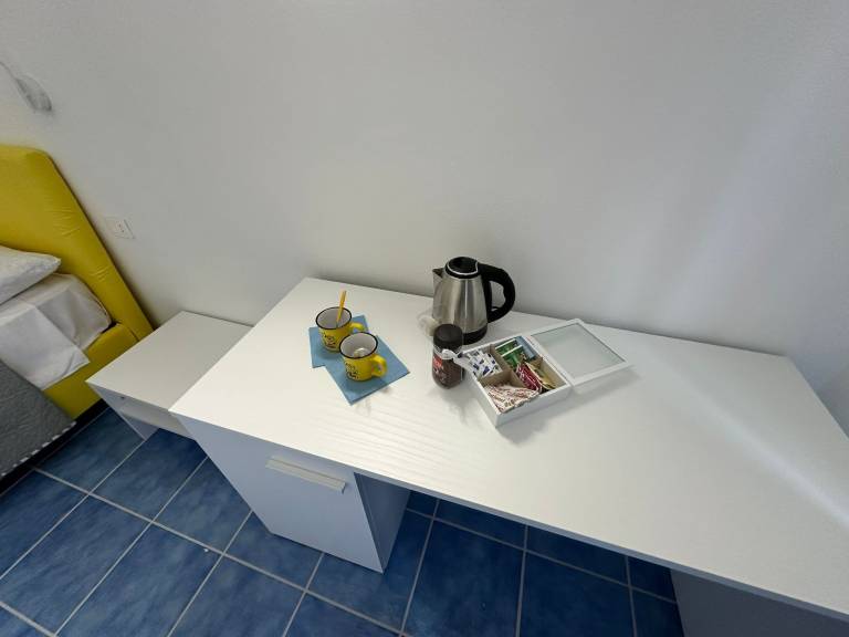 Beautiful private room with fast internet | City view | Beach nearby | Pets are welcome — photo 5