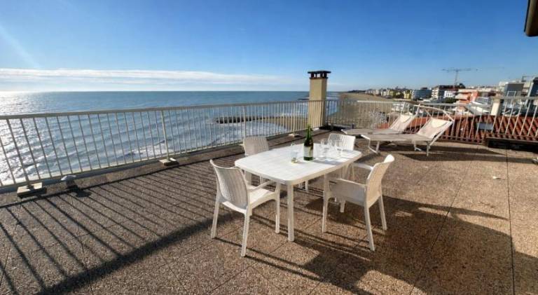 Holiday apartment with terrace in Caorle