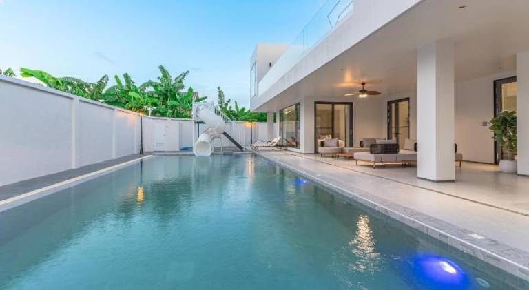 TML-6 bedrooms-independent swimming pool and Luxury KTV room and fitness area and pool table — photo 3