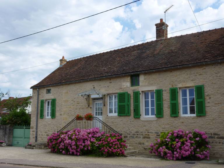 Maison de vacances  Flavigny-sur-Ozerain