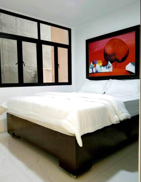 Ample apartment | Good for workation | Dogs allowed in Makati