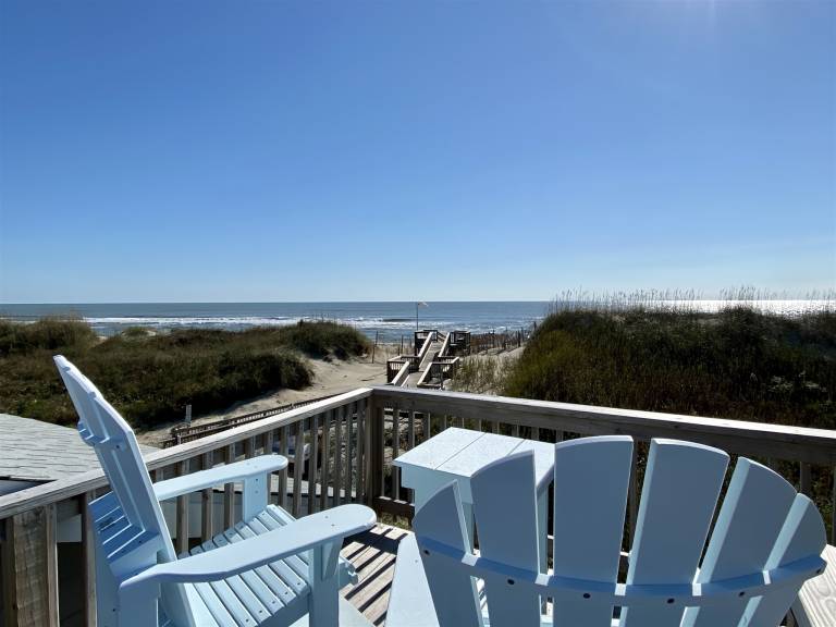 Condo | Beach view — photo 3