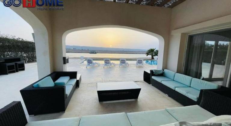 Spacious Villa 4 Broom Private Pool V35 at White villa — photo 4