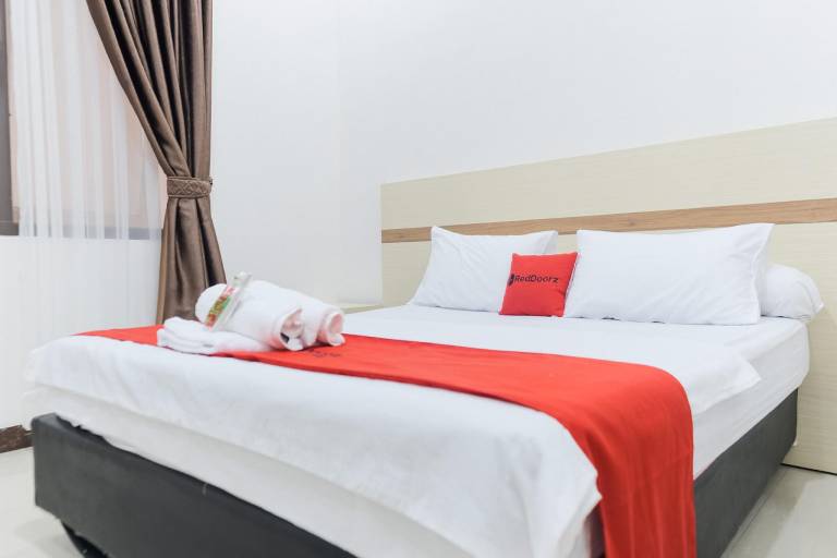 RedDoorz Syariah Jalan Ir Haji Juanda Jambi