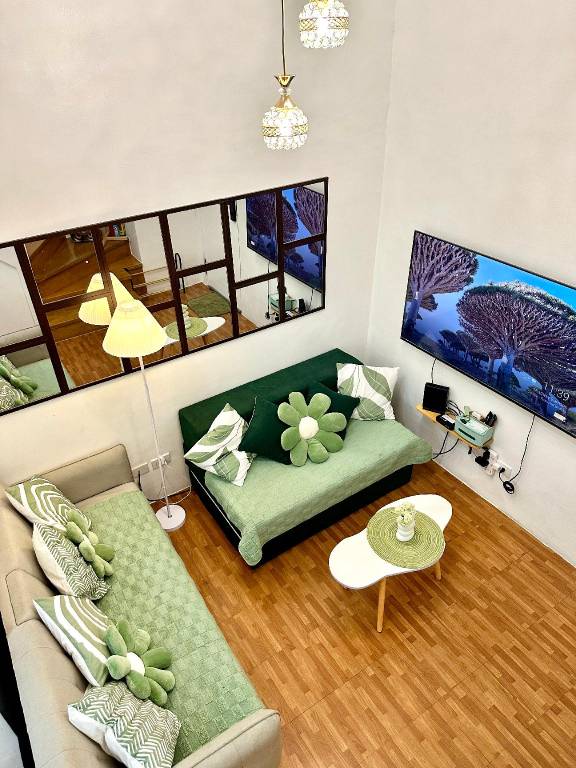 Lovely rental apartment with pool | Perfect for remote work | Pet-friendly in Pasay