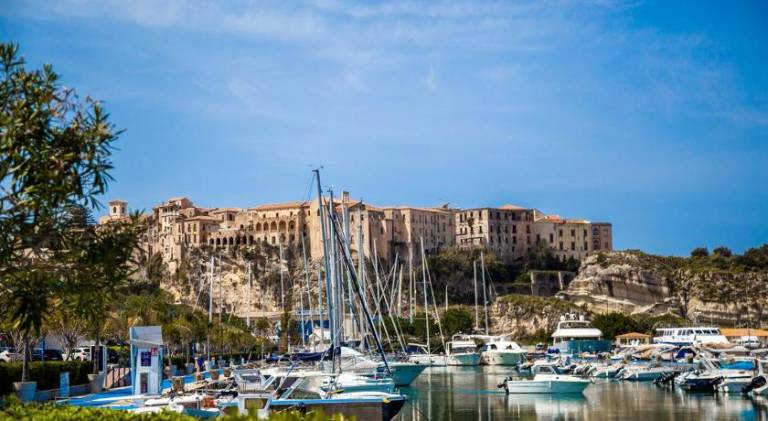 Holiday House Nuvola TROPEA CENTRO WIFI PARKING — photo 5