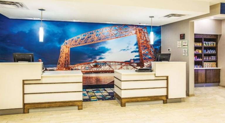 La Quinta Inn & Suites by Wyndham Duluth — photo 5