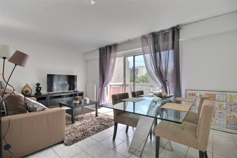 Holiday apartment | Pets are welcome in Pantin