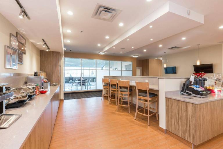 TownePlace Suites by Marriott Edmonton South — photo 3
