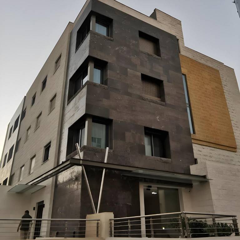 Szolgáltatott apartman Al Rawabi