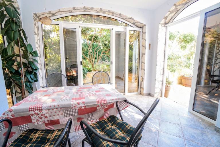 Apartment with terrace | Garden view — photo 2
