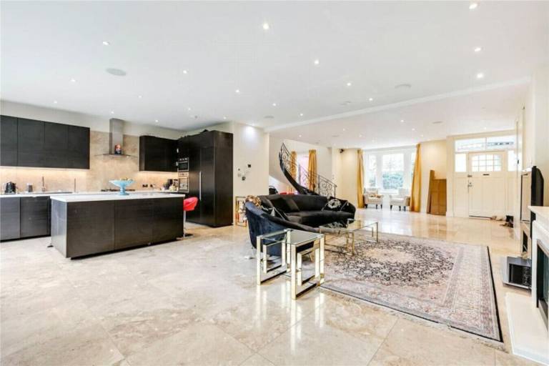 House Ealing