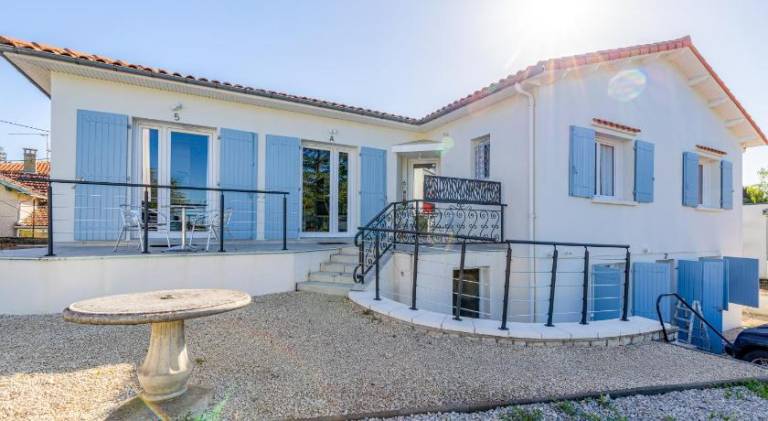 A1 SWEET HOMES Angouleme l Secteur Sillac l Parking gratuit - Animaux acceptes — photo 3