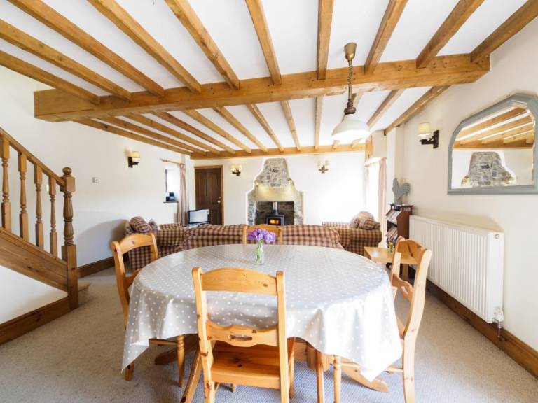 Cottage with 3 rooms for 5 persons — photo 4