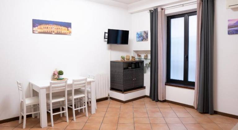 Apartment with 1 room for 4 persons — photo 3
