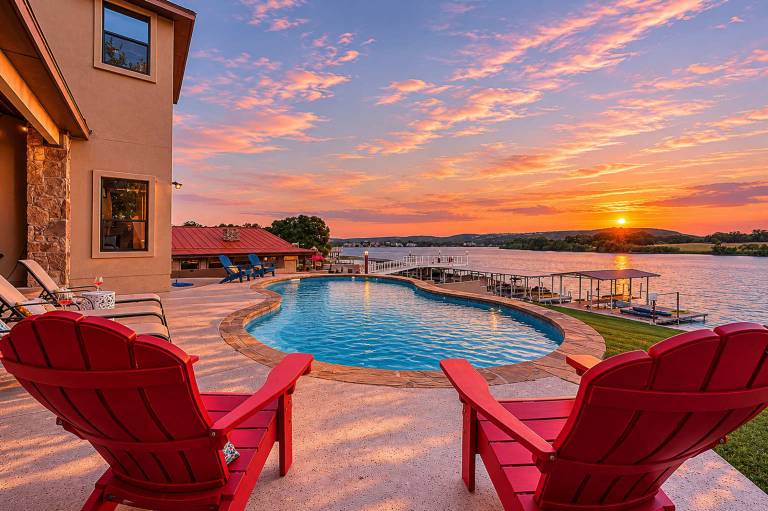 119 Christopher Concierge Services Available