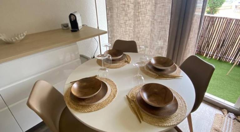 Apartment with yard, terrace & pool — photo 5