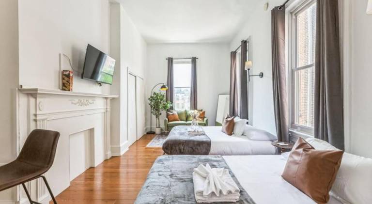 Apartment | Near Liberty Place — photo 5