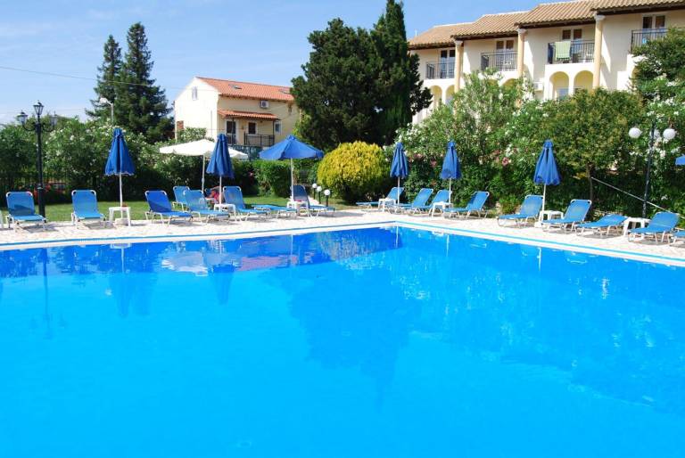 Appartement  Fourni