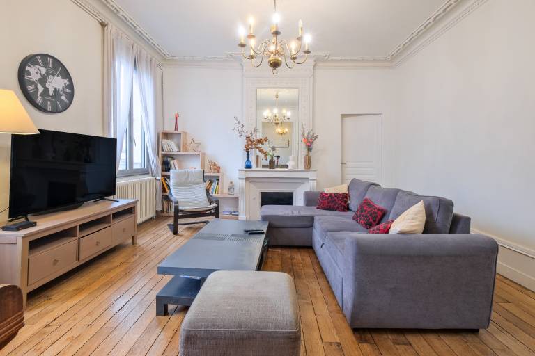 Holiday apartment with 3 rooms for 6 persons in Chancelade