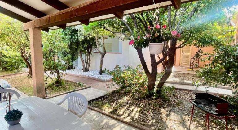 Mirto Beachside Apartment - 2BR - Wi-Fi - AC - 100m from the Beach - BBQ - Parking — photo 3