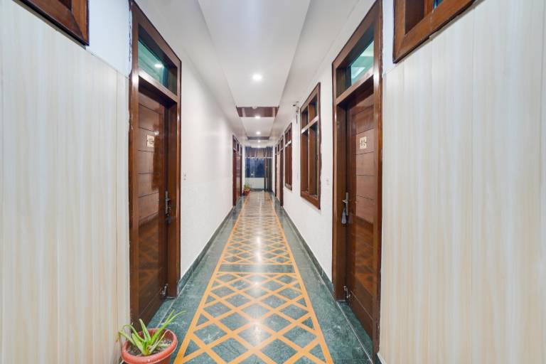 Super Townhouse Selaqui Chakrata Road — photo 5