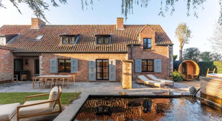 Fully equipped house with hot tub, yard & sauna | Pets allowed in Blankenberge