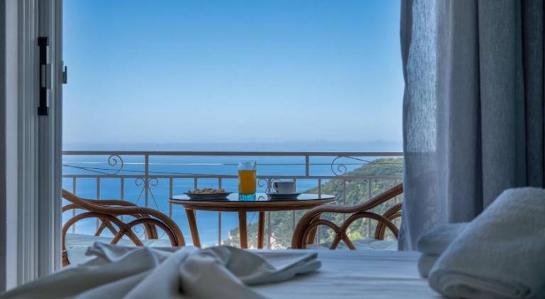 Lovely apartment with yard, terrace & barbeque | Beach nearby | Perfect for remote work | Dogs allowed — photo 2